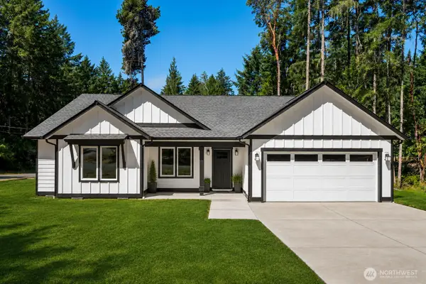 8918 127th Avenue Ct, Anderson Island, WA 98303