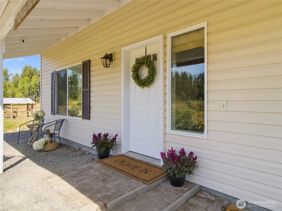 35401 S 40th Avenue, Roy, WA 98580 - #3