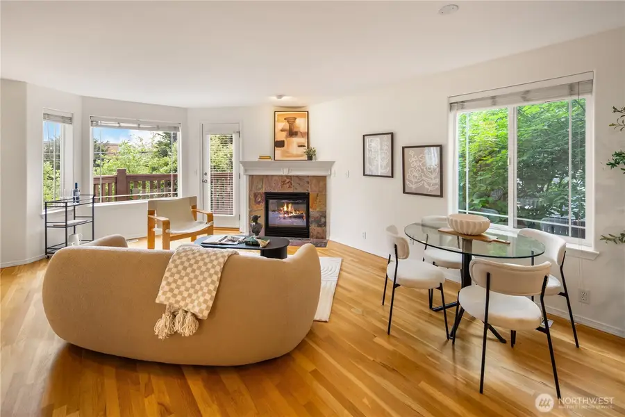 2038 Franklin Avenue E, Seattle, WA 98102 - #3