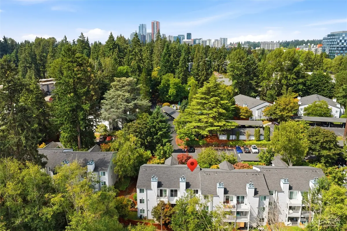 12740 NE 10th Place #E305, Seattle East, WA 98055 - #1