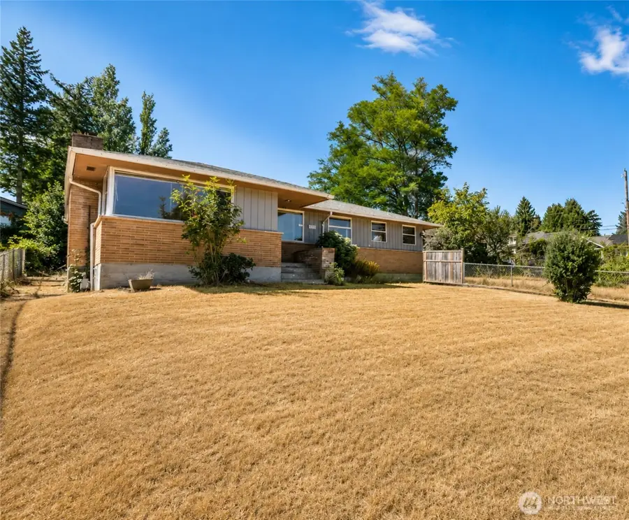 11549 N Park Avenue N, Seattle, WA 98133 - #2