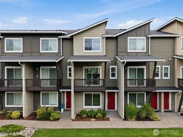 17416 118th Ave Court E #F, Puyallup, WA 98374