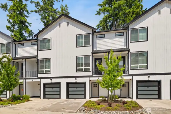 18527 1st Ave Ne #C, Shoreline, WA 98155