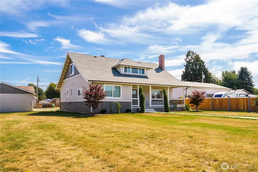 8387 Dyer Street, Lyman, WA 98263 - #3