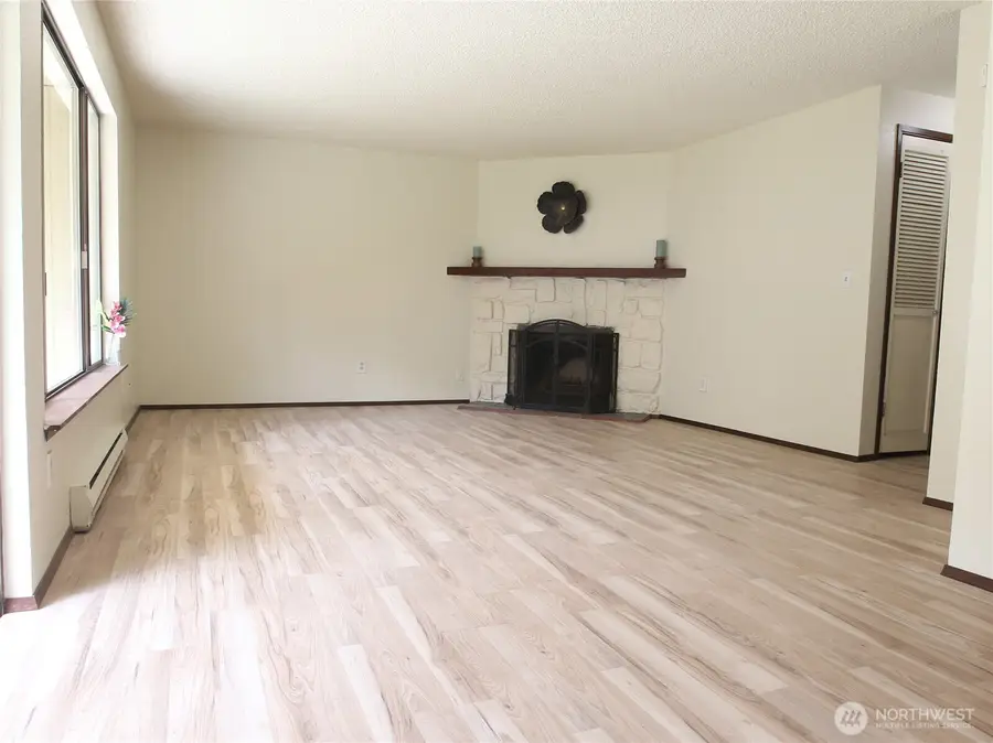 26425 Pennsylvania Avenue Ne #34, Kingston, WA 98346 - #2