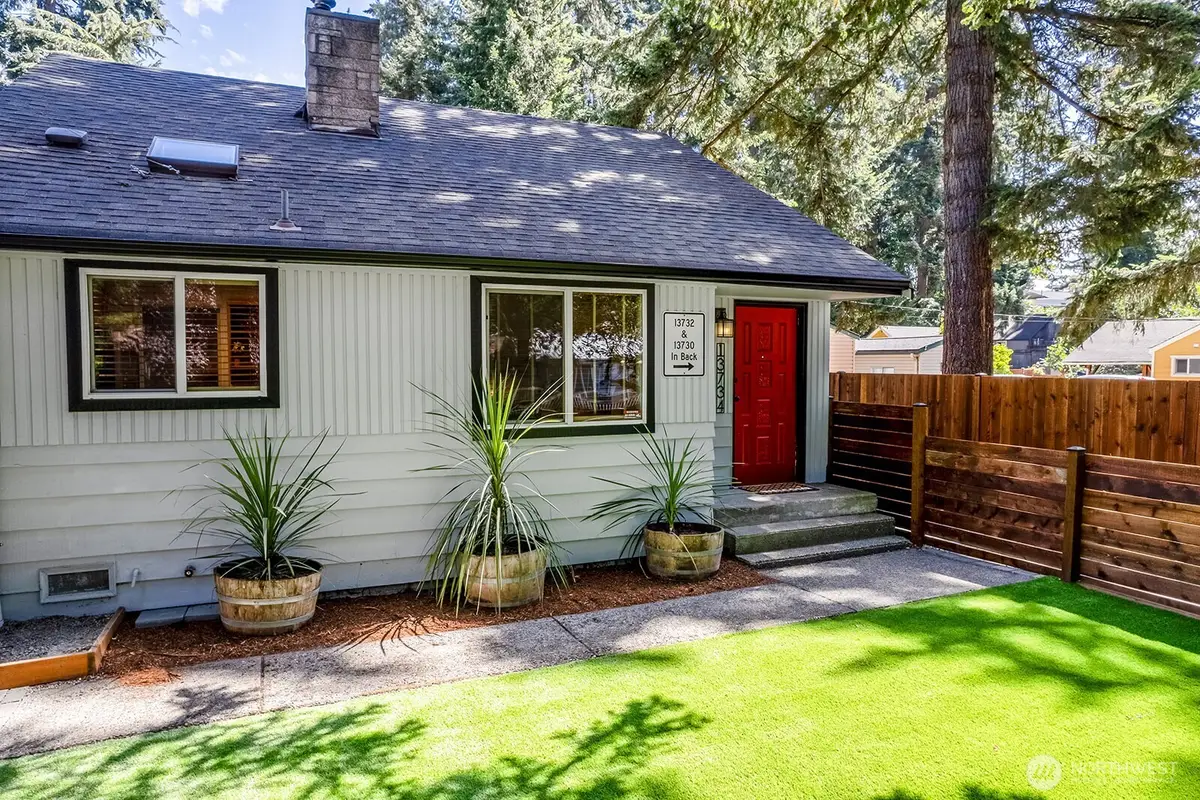 13734 Stone Avenue N, Seattle, WA 98133 - #1