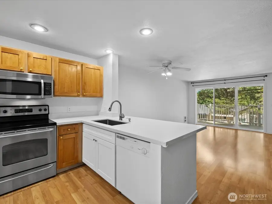 16101 Bothell Everett Hwy #H5, Mill Creek, WA 98012 - #3