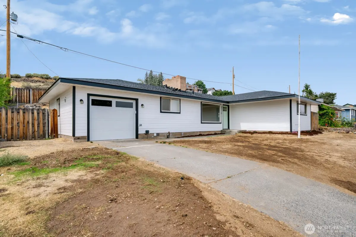 401 Patrick Road, Ephrata, WA 98823 - #1
