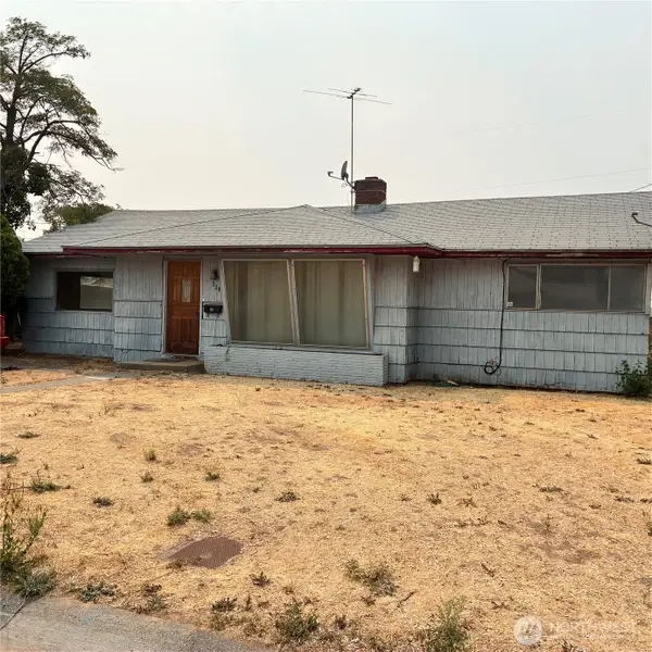 239 NE H Street, Ephrata, WA 98823