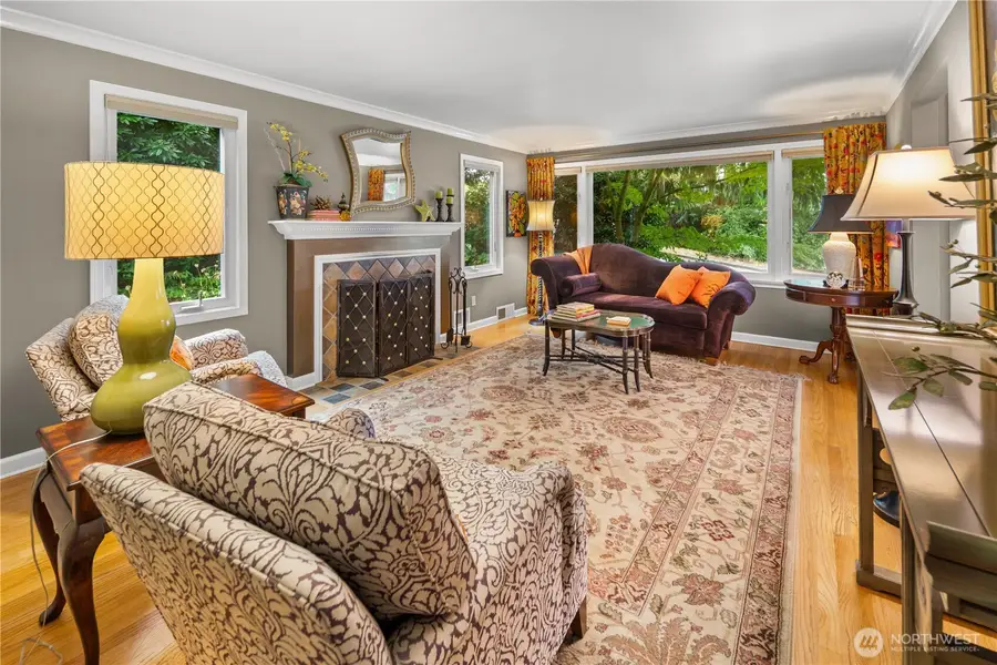 2706 56th Avenue Sw, Seattle, WA 98116 - #3
