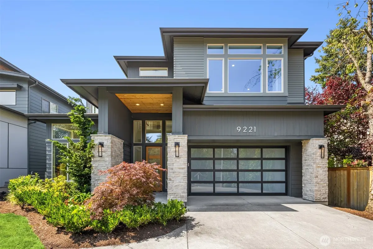 9221 126th Avenue Ne, Kirkland, WA 98033 - #1