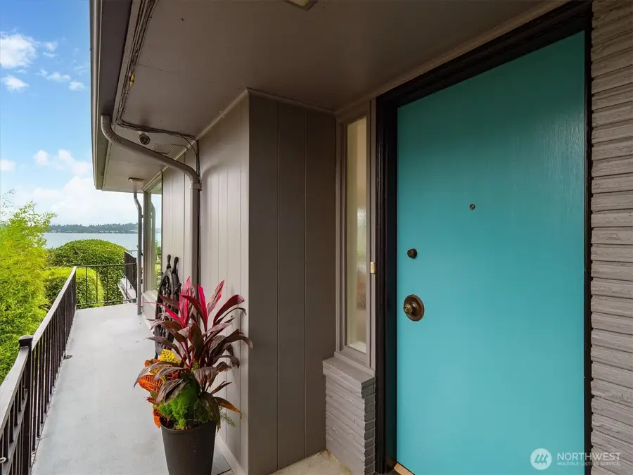 1302 Lakeside Avenue S, Seattle, WA 98144 - #3