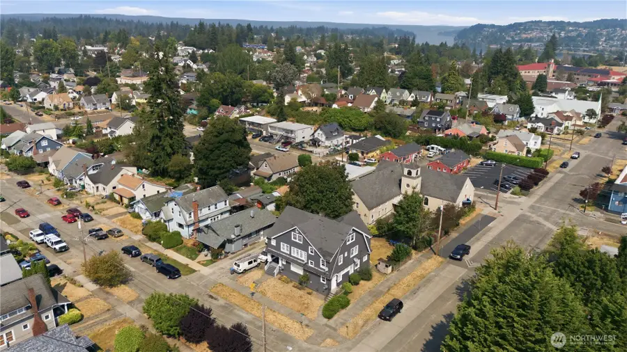 801 Veneta Avenue, Bremerton, WA 98337 - #3