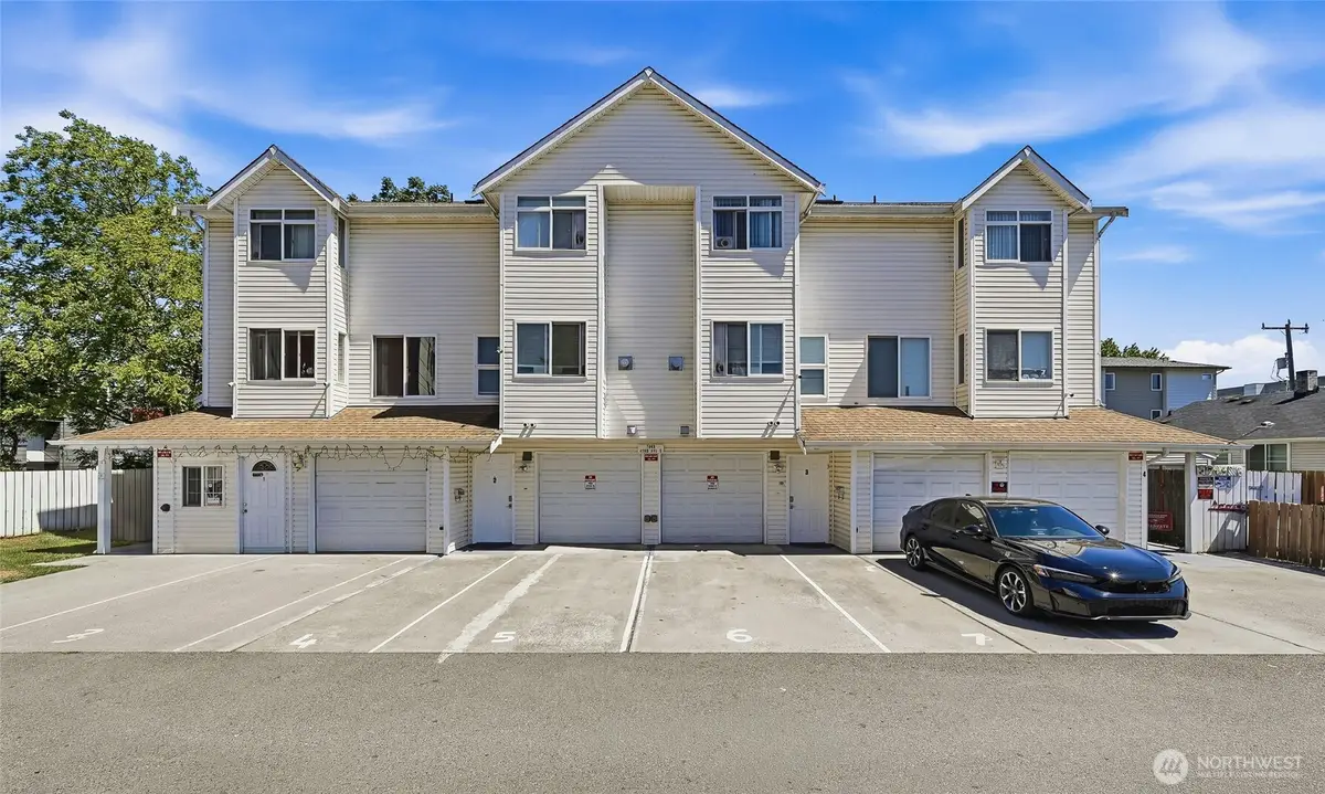 7009 42nd Avenue S #1, Seattle, WA 98118 - #1