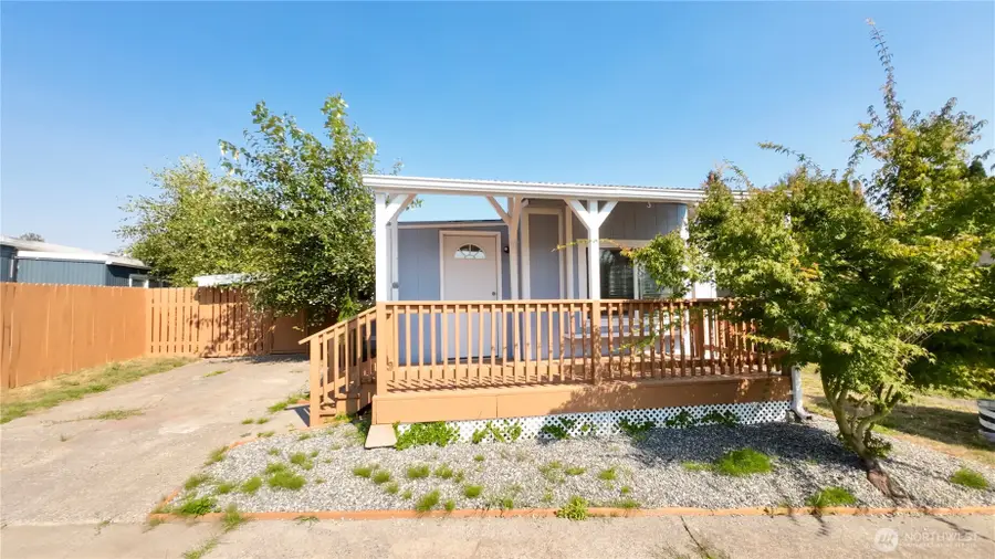 2392 Douglas Rd #4, Ferndale, WA 98248 - #3