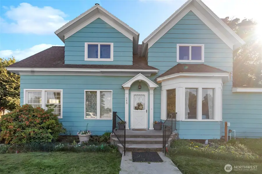 145 W Cooper Avenue, Washtucna, WA 99371 - #2