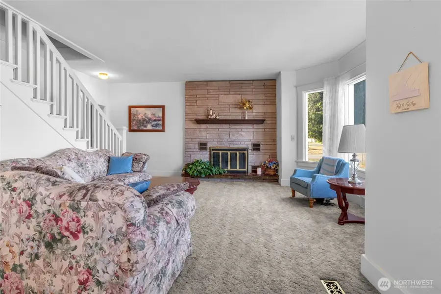 145 W Cooper Avenue, Washtucna, WA 99371 - #3