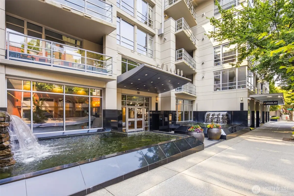 2929 1st Ave #418, Seattle, WA 98121 - #1