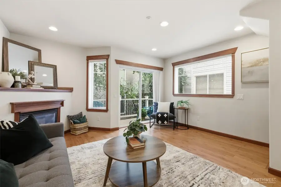 6825 Weedin Place Ne #A, Seattle, WA 98115 - #3