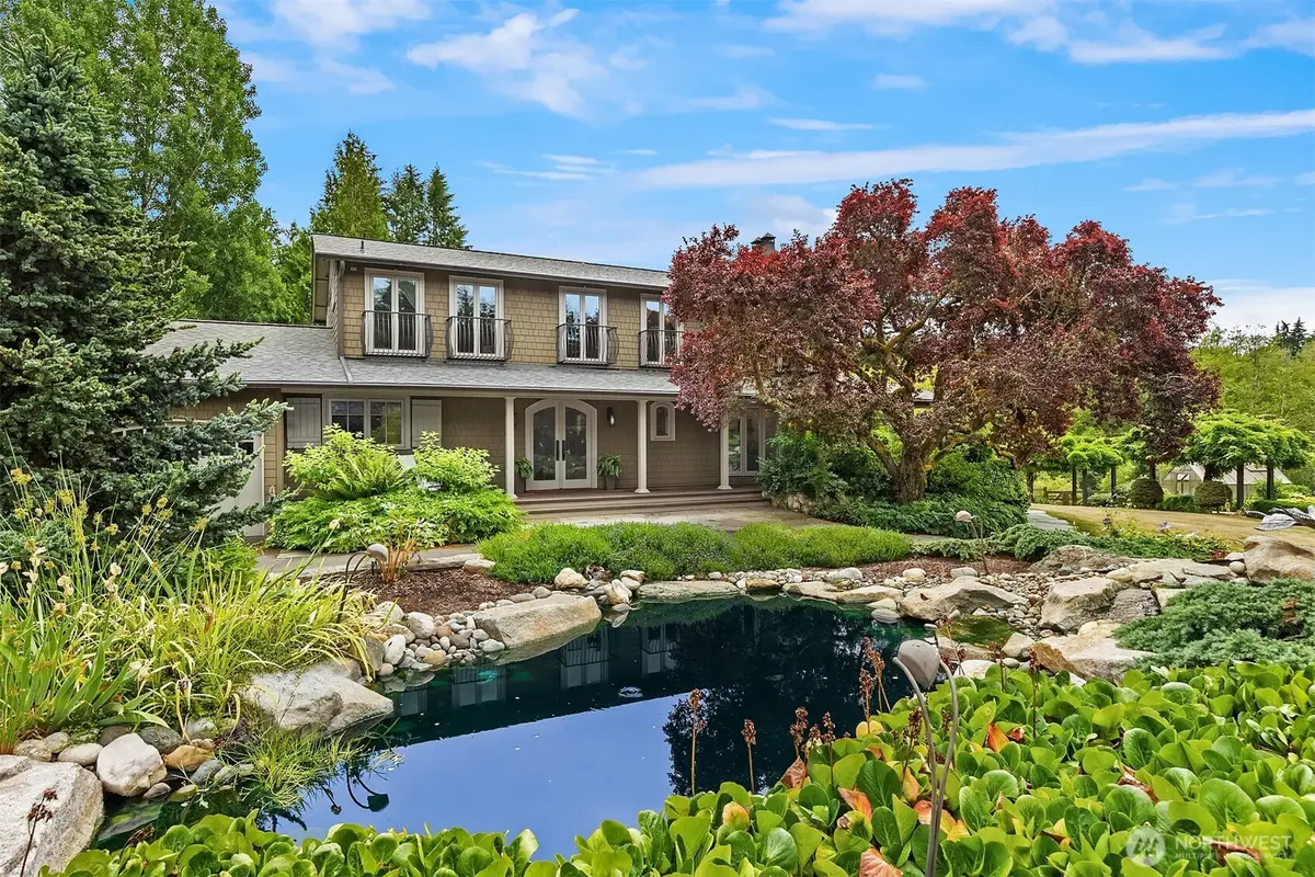 7195 High School Road Ne, Bainbridge Island, WA 98110 - #1