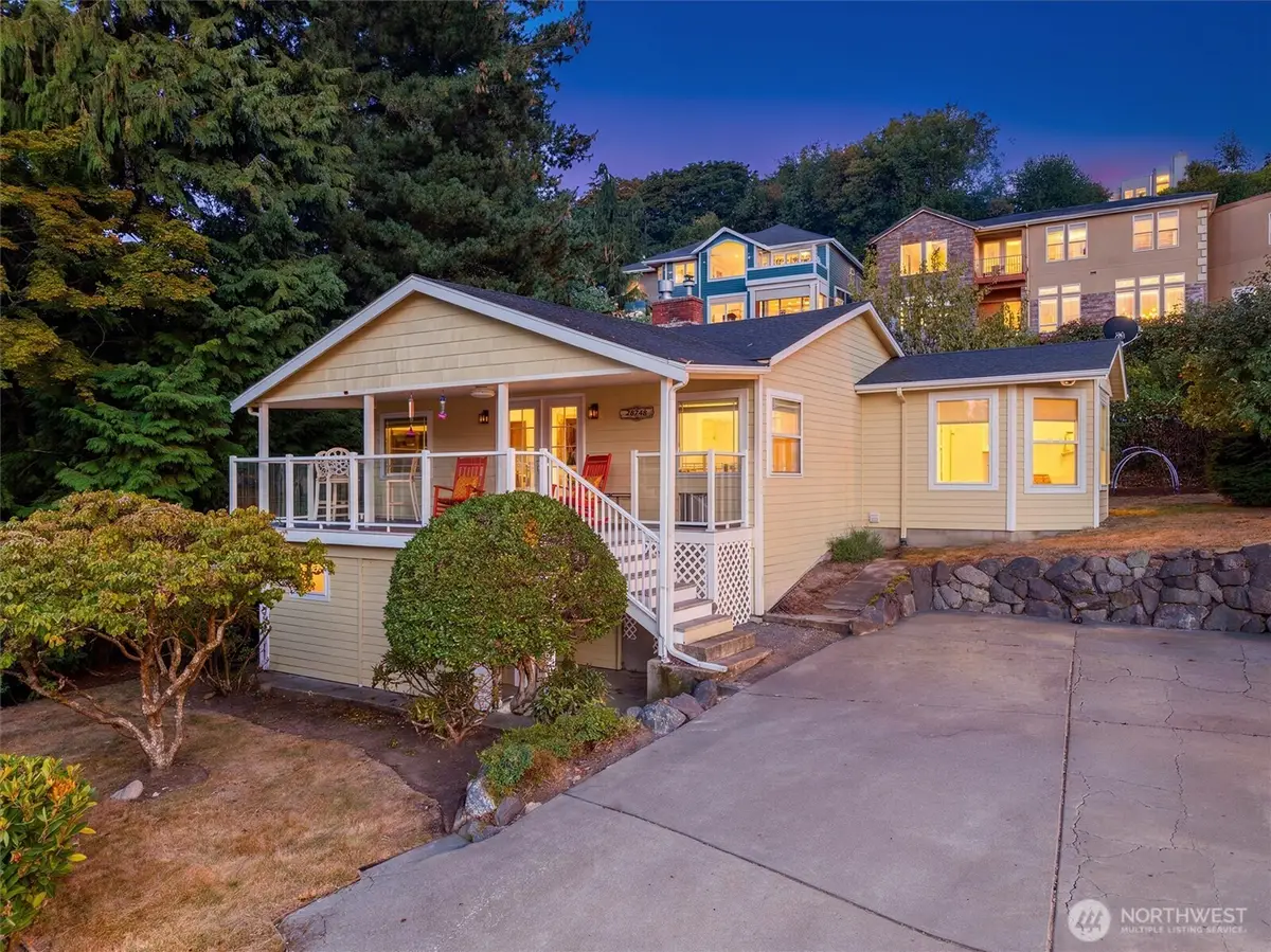 28748 Sound View Drive S, Des Moines, WA 98198 - #1