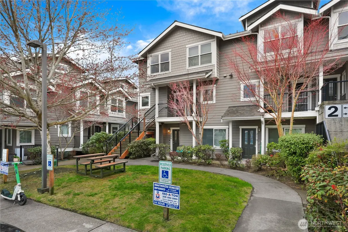 7322 Rainier Avenue Se #209, Seattle, WA 98118 - #1