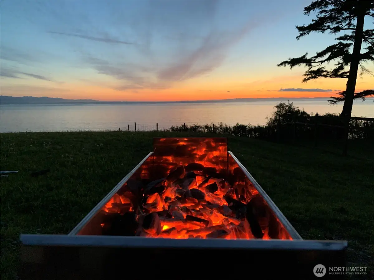 1399 W Beach Road, Oak Harbor, WA 98277 - #1