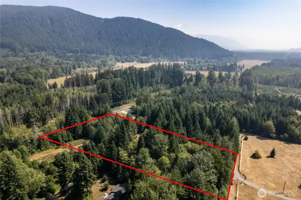 54982 214th Avenue E, Elbe, WA 98330