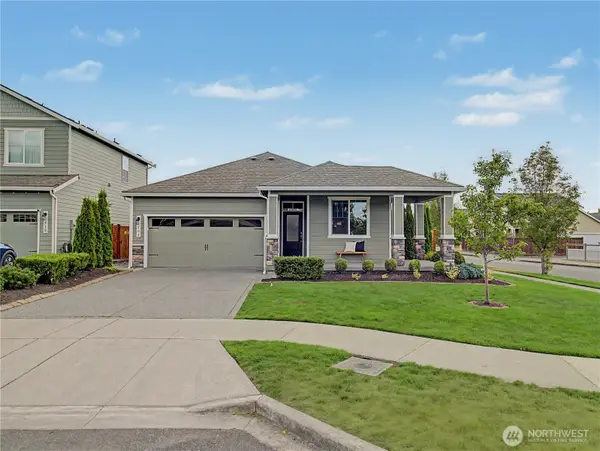 506 Bondgard Avenue E, Enumclaw, WA 98022
