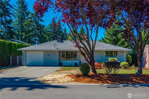 16821 19th Avenue Sw, Normandy Park, WA 98166