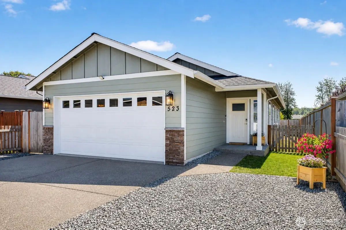 523 E Van Dam Place, Buckley, WA 98321 - #1