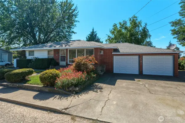 309 NE Ash Street, College Place, WA 99324