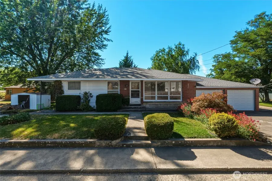 309 NE Ash Street, College Place, WA 99324 - #2