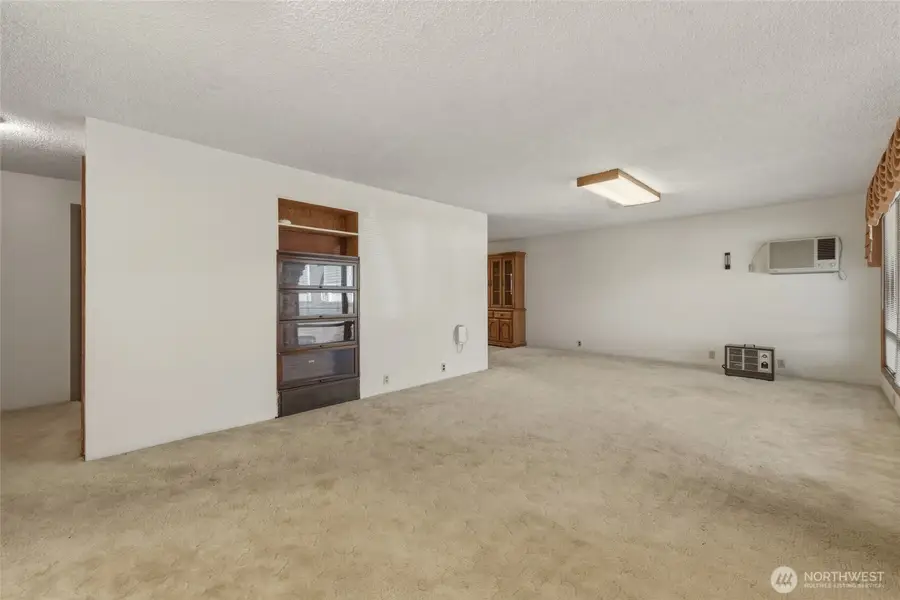 309 NE Ash Street, College Place, WA 99324 - #3