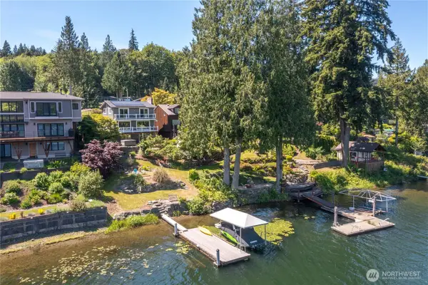 482 W Lake Samish Drive, Bellingham, WA 98229