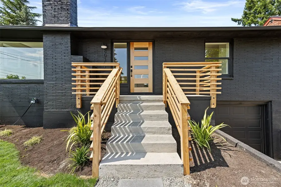 8019 Bagley Avenue N, Seattle, WA 98103 - #2