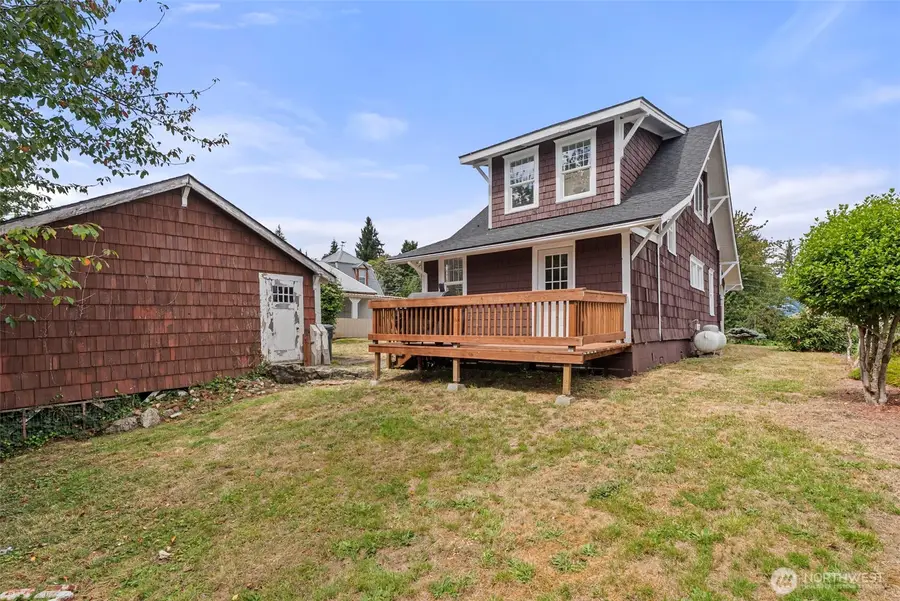 306 B Street, South Bend, WA 98586 - #2