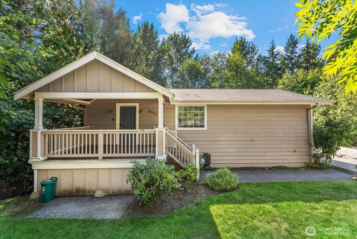 18711 82nd Avenue Ne, Kenmore, WA 98028 - #1
