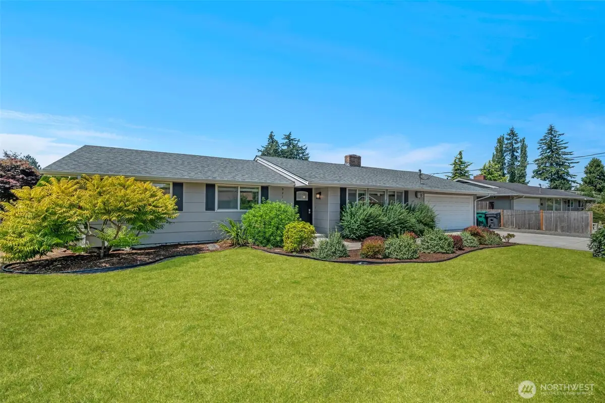 9214 46th Drive Ne, Marysville, WA 98270 - #1