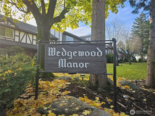 3425 S 176th Street #107, SeaTac, WA 98188