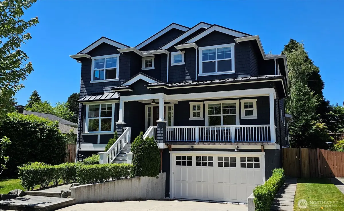 5027 48th Avenue Ne, Seattle, WA 98105 - #1