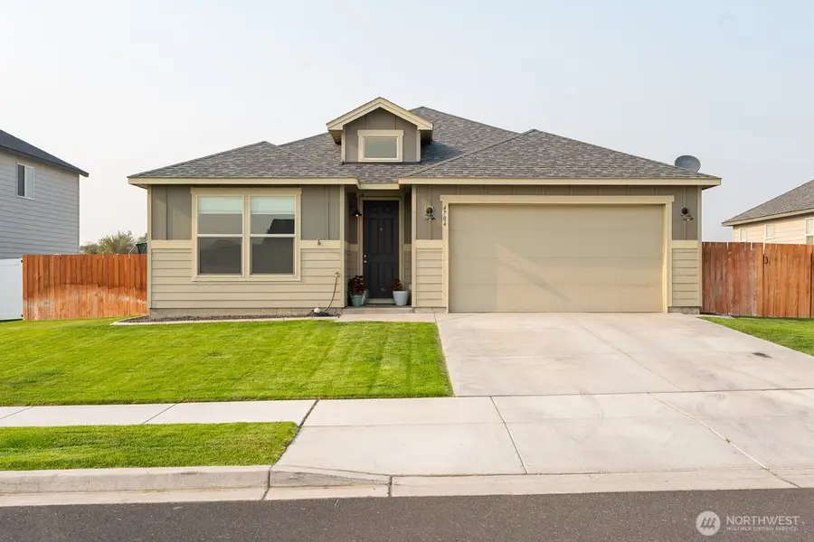 4704 E Thrush Street, Moses Lake, WA 98837 - #2