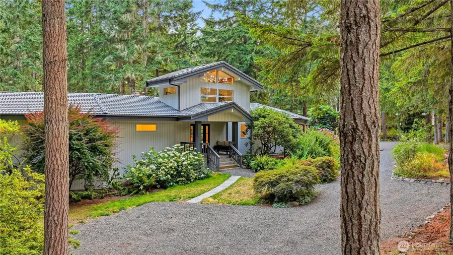 7575 NE New Brooklyn Road, Bainbridge Island, WA 98110 - #3