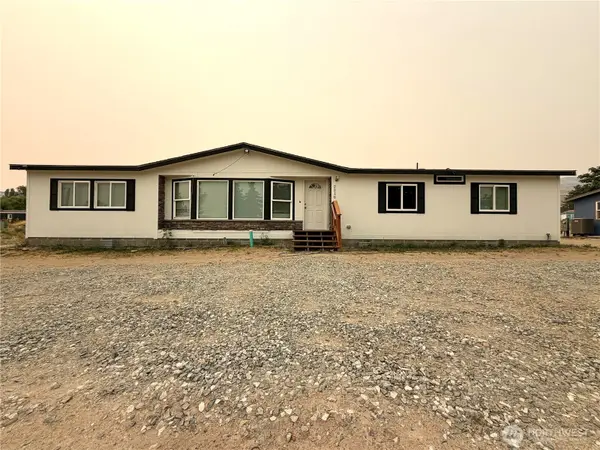 2210 Tacoma Avenue, Bridgeport, WA 98813