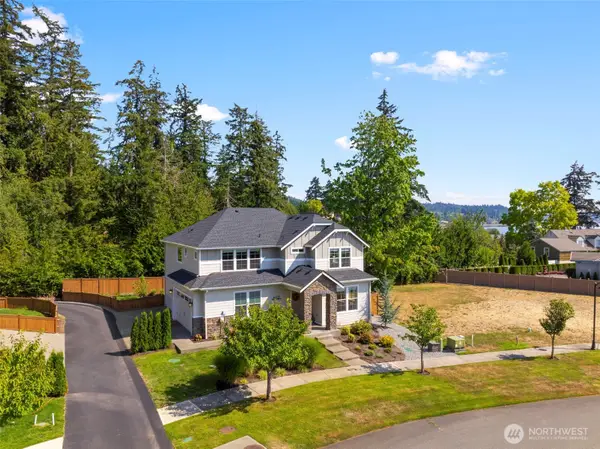 6112 Harbor Inlet Lane Nw, Bremerton, WA 98311