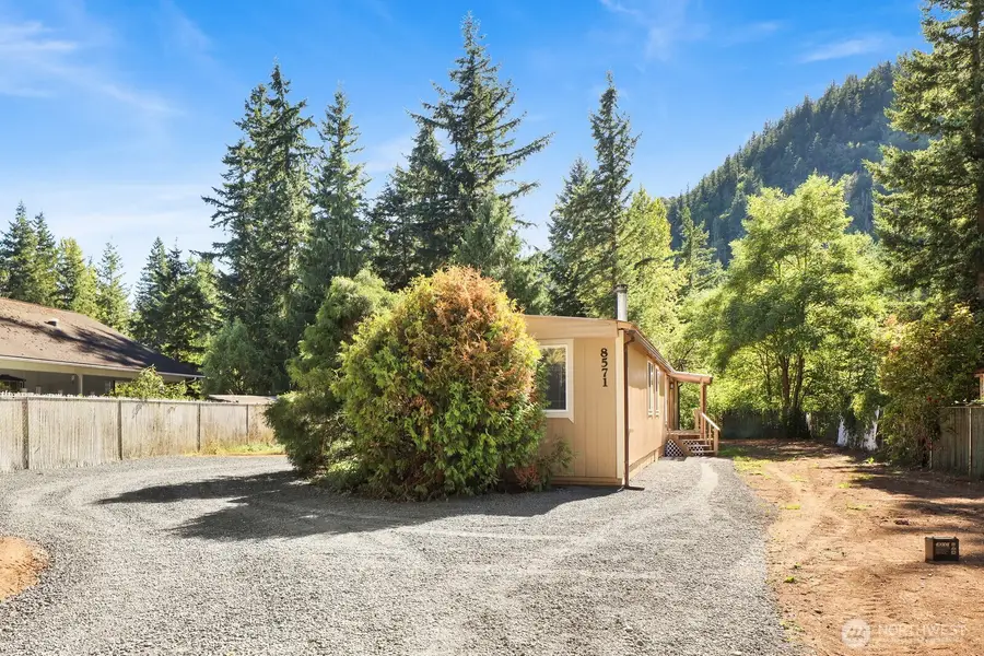 8571 Golden Valley Drive, Maple Falls, WA 98266 - #2