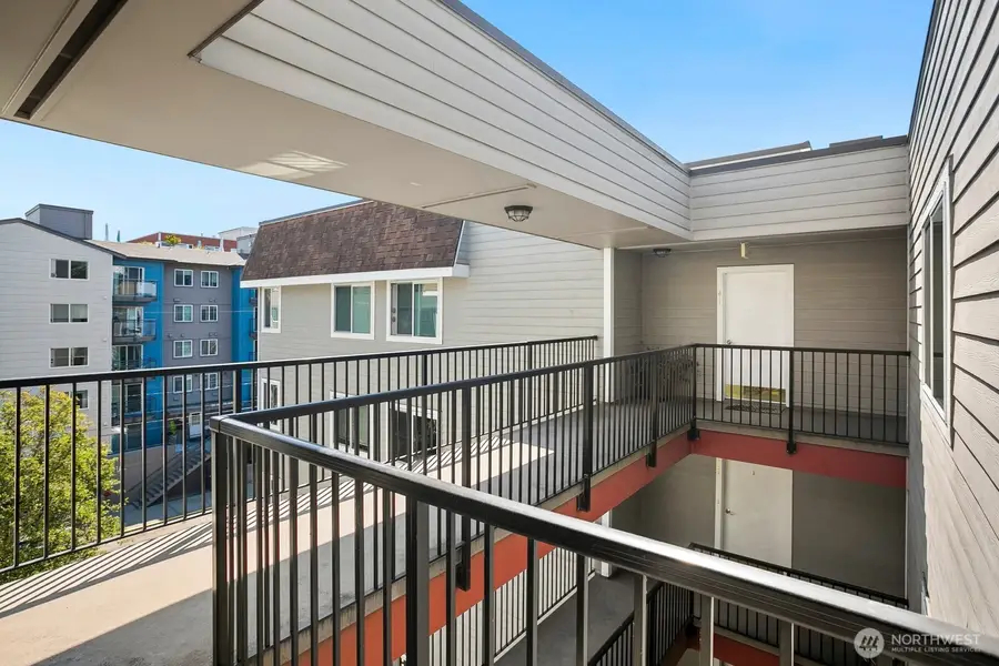 1617 Summit Avenue #42, Seattle, WA 98122 - #3