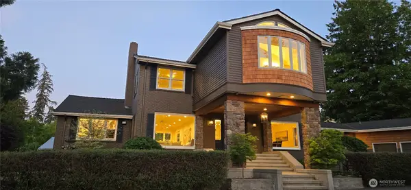 16066 Inglewood Road Ne, Kenmore, WA 98028