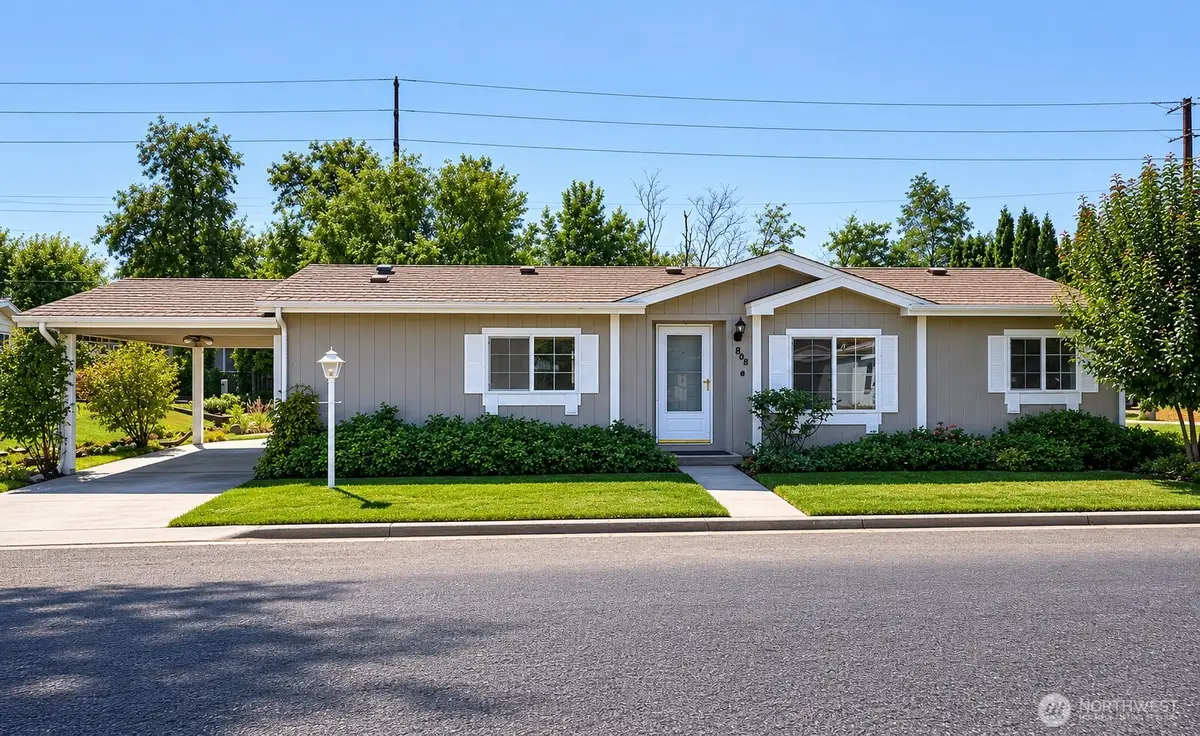 808 SE Mockingbird Drive, College Place, WA 99324 - #1