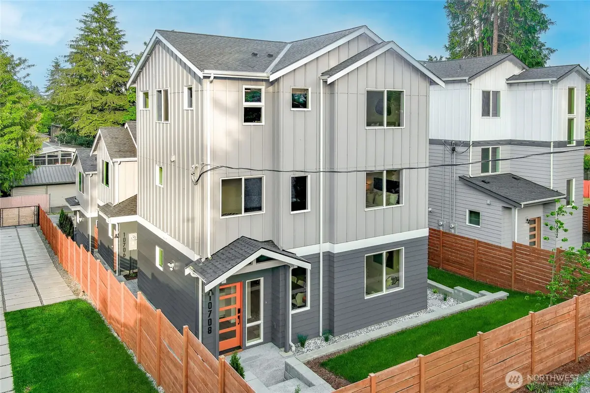 10702 Linden Avenue N, Seattle, WA 98133 - #1
